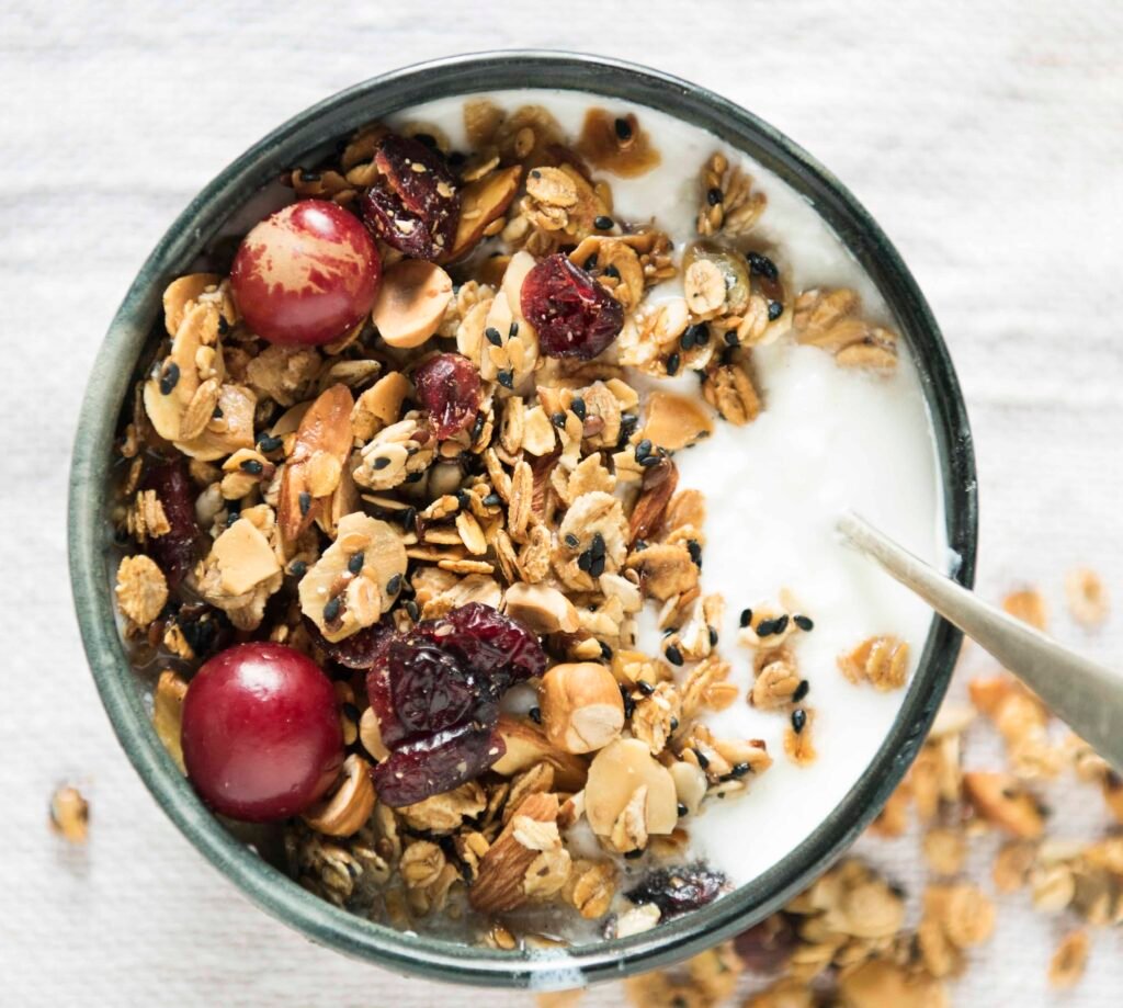 Homemade Bear Naked Granola: How To Make [Easy Tips]